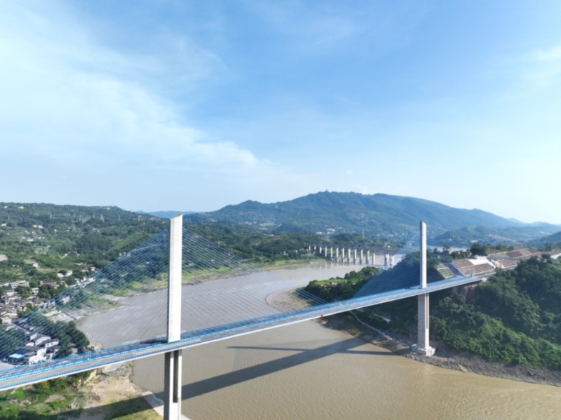 渝武復(fù)線澄江嘉陵江特大橋。重慶市交通運(yùn)輸委員會(huì)供圖