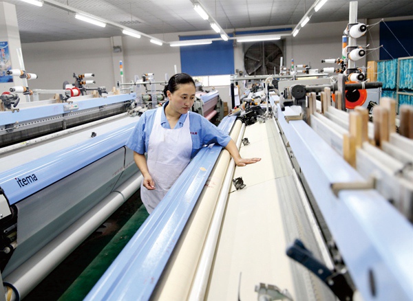 重慶蠶桑絲綢產(chǎn)業(yè)蓬勃發(fā)展。重慶市商務(wù)委員會(huì)供圖