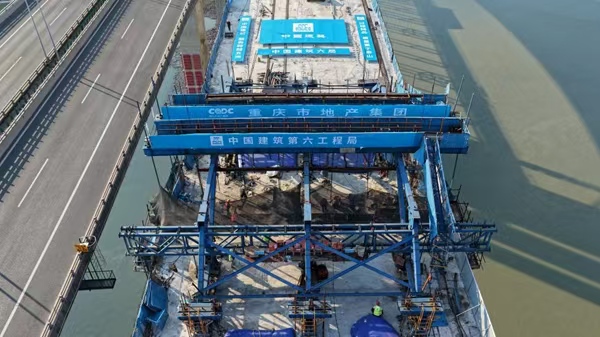 渝武高速拓寬改造項(xiàng)目馬鞍石復(fù)線橋。重慶市住房和城鄉(xiāng)建委供圖