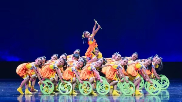 表演現(xiàn)場(chǎng)。呂秀琳攝