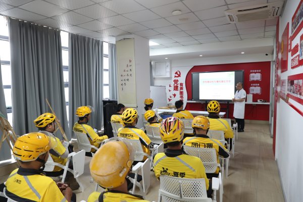 進(jìn)行健康科普?；顒?dòng)主辦方供圖