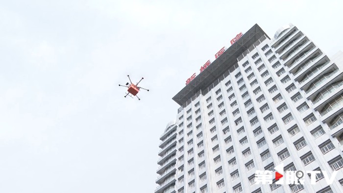 無(wú)人機(jī)送藥。資料圖