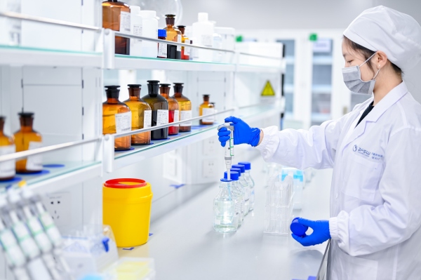 智飛生物加速推進(jìn)創(chuàng)新研發(fā)。智飛生物供圖