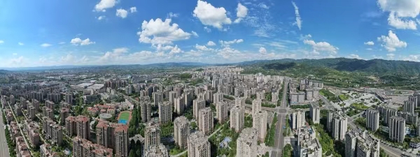 梁平城區(qū)。向成國(guó)攝