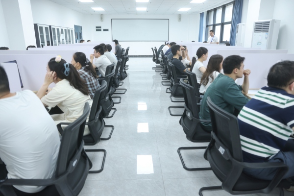 考試現(xiàn)場。重慶市司法局供圖