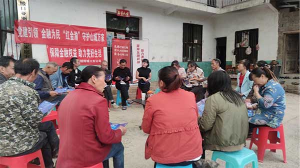 活動(dòng)現(xiàn)場(chǎng)。人保財(cái)險(xiǎn)重慶分公司供圖