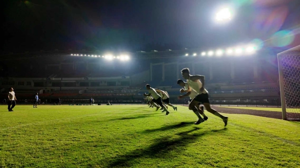 夜訓(xùn)備戰(zhàn)現(xiàn)場(chǎng)。大足區(qū)融媒體中心供圖