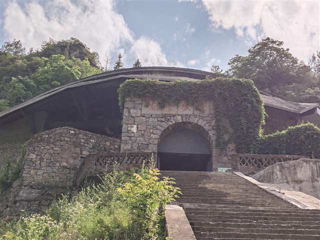 巫山龍骨坡遺址。