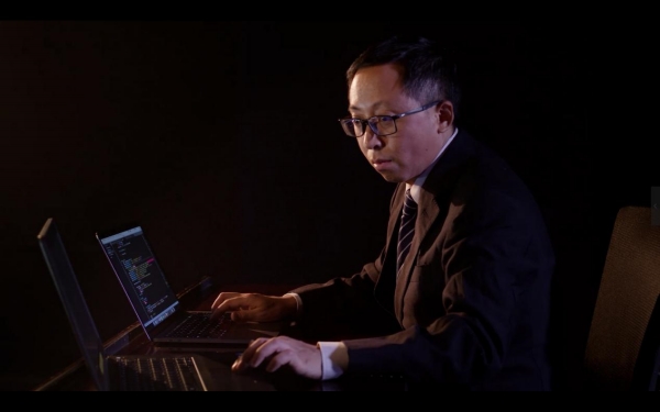 韓世海常年以代碼為盾，奮戰(zhàn)在網絡空間。李楊攝