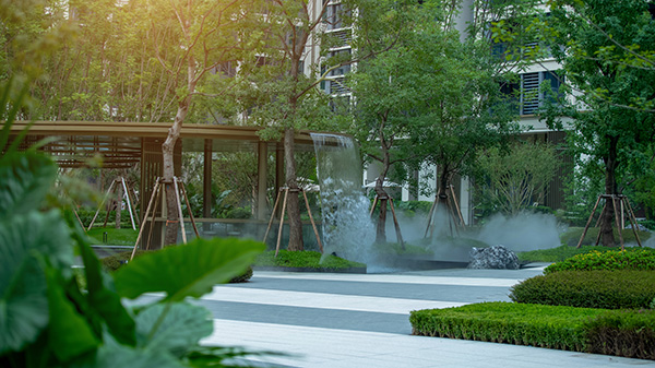 中建·光嶼一期園林交付實(shí)景。中建·光嶼供圖